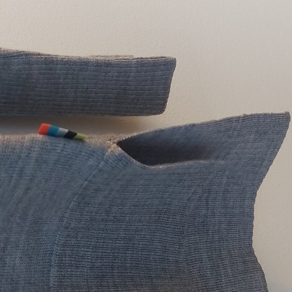 Smartwool Lightweight VNeck Tunic Sweater Marled Gray Ribbed Sleeves - Picture 5 of 5